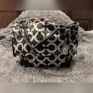 Coach Peyton Satchel